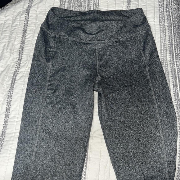 Gray Work Out Leggings - Picture 3 of 3